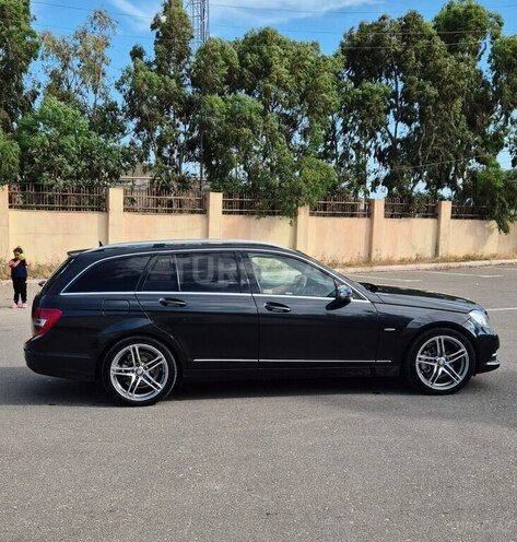 Mercedes C 200 2012, 215,000 km - 2.1 l - Bakı
