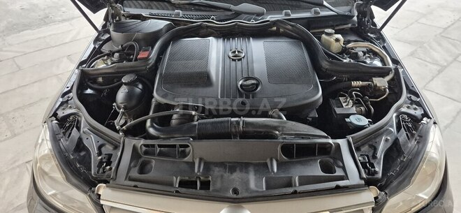 Mercedes C 200 2012, 215,000 km - 2.1 l - Bakı