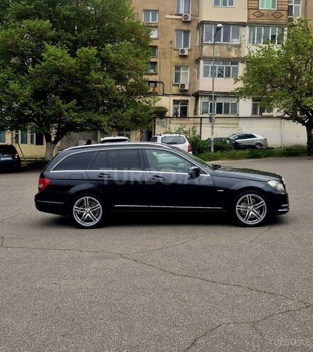 Mercedes C 200 2012, 215,000 km - 2.1 l - Bakı