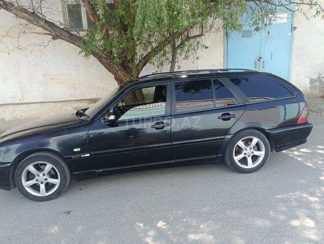 Mercedes E 220 1998, 500,000 km - 2.2 l - Sumqayıt
