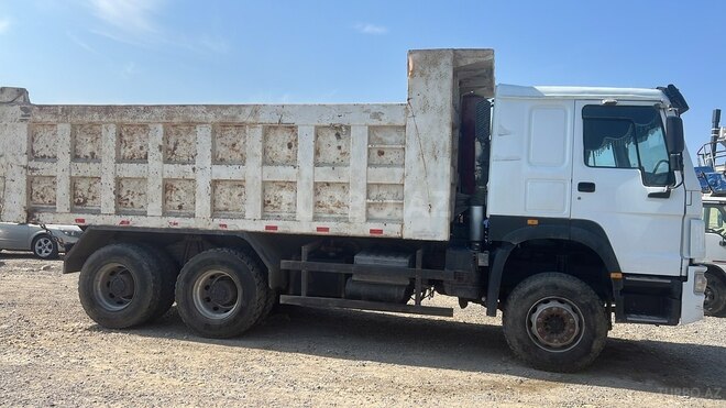 HOWO Sinotruk 2011, 350,000 km - 9.5 l - Bakı