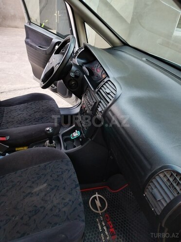 Opel Zafira 1999, 376,325 km - 1.8 л - Quba