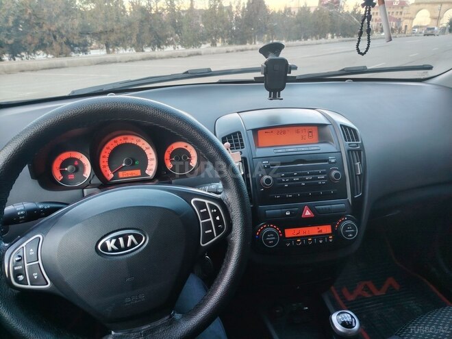 Kia Ceed 2008, 348,000 km - 1.6 l - Quba