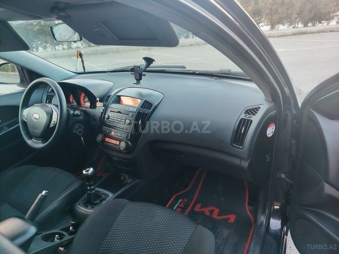 Kia Ceed 2008, 348,000 km - 1.6 l - Quba
