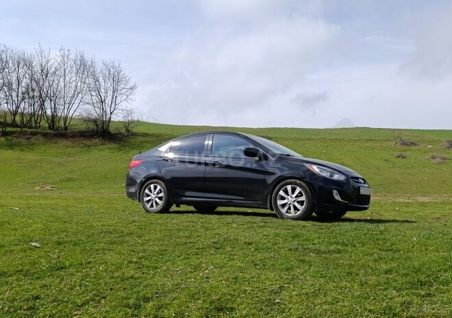 Hyundai Accent 2011, 193,121 km - 1.6 l - Bakı