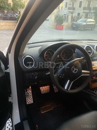 Mercedes ML 350 4MATIC 2009, 207,413 km - 3.5 л - Bakı