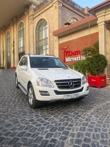 Mercedes ML 350 4MATIC 2009, 207,413 km - 3.5 л - Bakı