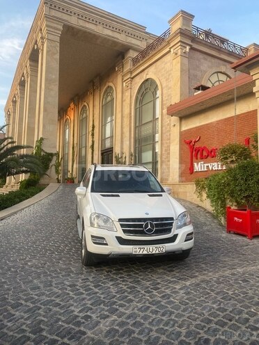 Mercedes ML 350 4MATIC 2009, 207,413 km - 3.5 л - Bakı