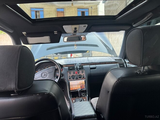 Mercedes E 220 1995, 308,421 km - 2.2 л - Bakı