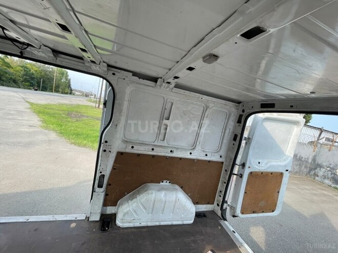 Ford Transit 2011, 209,000 km - 2.2 l - Astara
