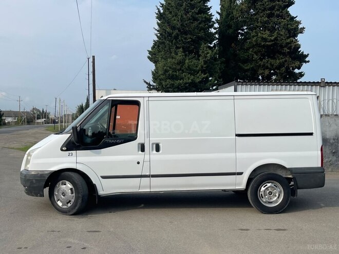 Ford Transit 2011, 209,000 km - 2.2 l - Astara