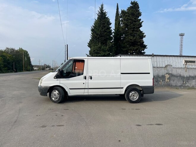 Ford Transit 2011, 209,000 km - 2.2 l - Astara