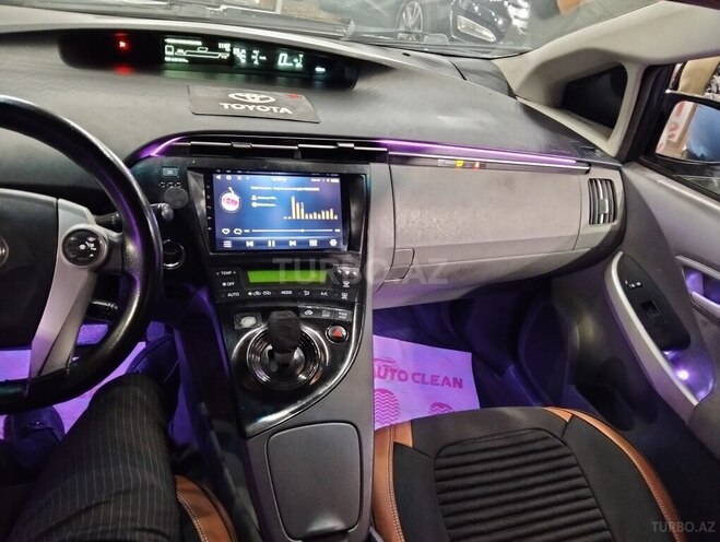 Toyota Prius 2011, 250,000 km - 1.8 l - Bakı