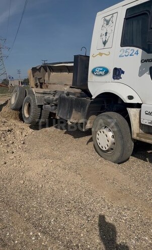 Ford Cargo 2008, 200,000 km - 3.2 л - Bakı