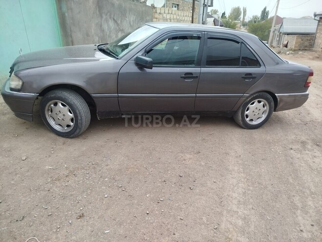 Mercedes C 180 1995, 264,120 km - 1.8 л - Gəncə