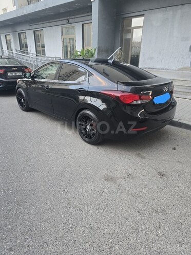 Hyundai Elantra 2015, 185,000 km - 1.8 л - Bakı