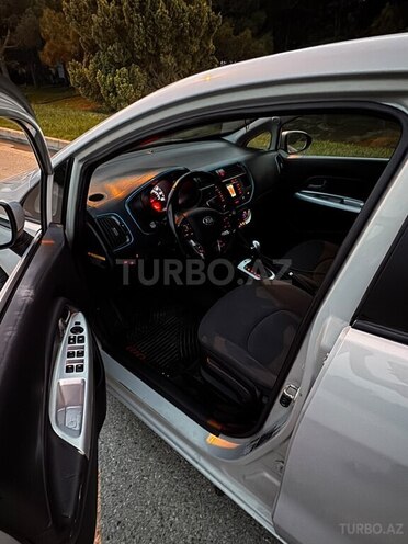 Kia Rio 2013, 297,000 km - 1.6 l - Bakı