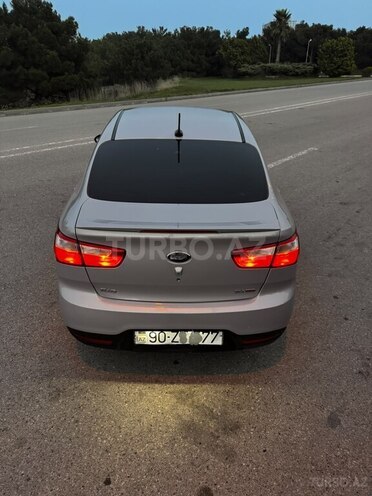 Kia Rio 2013, 297,000 km - 1.6 l - Bakı