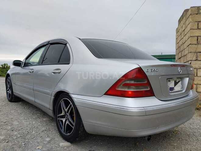 Mercedes C 240 2000, 587,456 km - 2.6 l - Quba