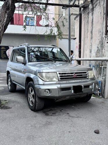 Mitsubishi Pajero io 2000, 350,000 km - 1.8 l - Bakı