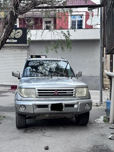 Mitsubishi Pajero io 2000, 350,000 km - 1.8 l - Bakı