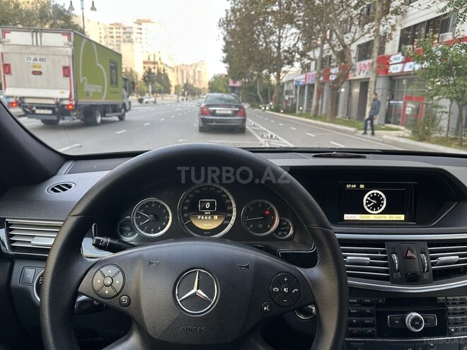 Mercedes E 220 2011, 275,000 km - 2.1 l - Bakı