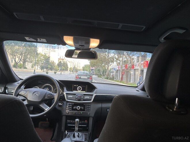 Mercedes E 220 2011, 275,000 km - 2.1 l - Bakı