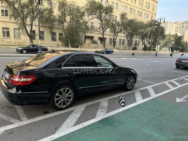 Mercedes E 220 2011, 275,000 km - 2.1 l - Bakı