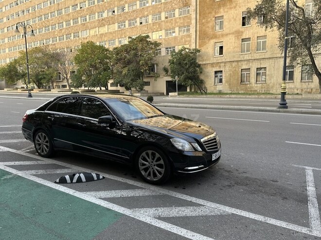 Mercedes E 220 2011, 275,000 km - 2.1 l - Bakı
