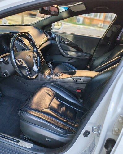 Hyundai Grandeur 2015, 231,000 km - 2.2 l - Bakı