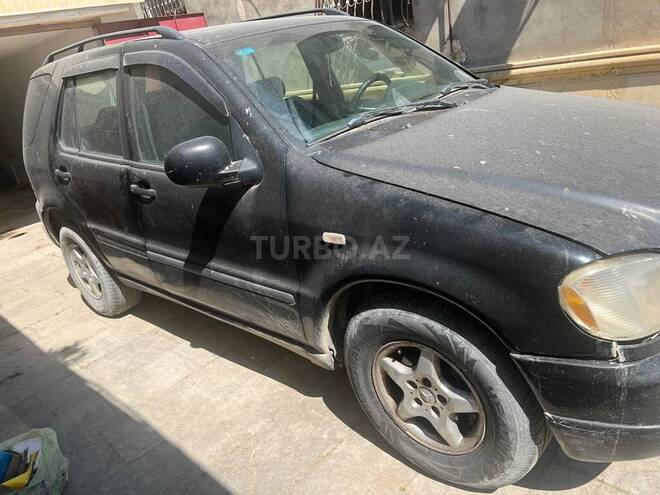 Mercedes ML 320 1998, 180,000 km - 3.2 l - Bakı