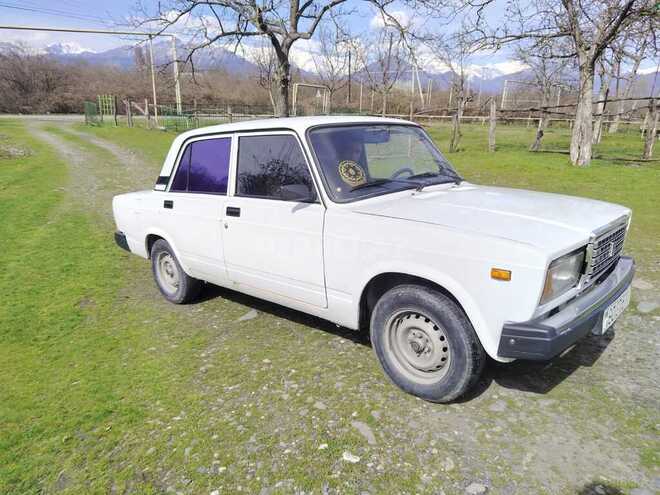 LADA (VAZ) 2107 2009, 185,000 km - 1.6 л - Qəbələ