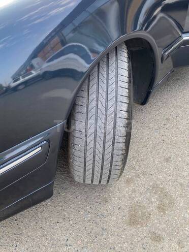 Mercedes E 240 1999, 434,935 km - 2.6 л - Lənkəran