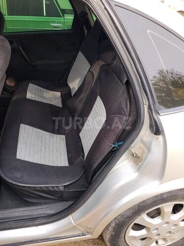 Opel Vectra 1997, 400,000 km - 1.8 l - Qazax