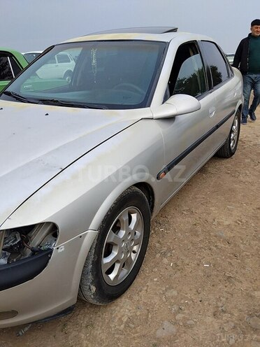 Opel Vectra 1997, 400,000 km - 1.8 l - Qazax