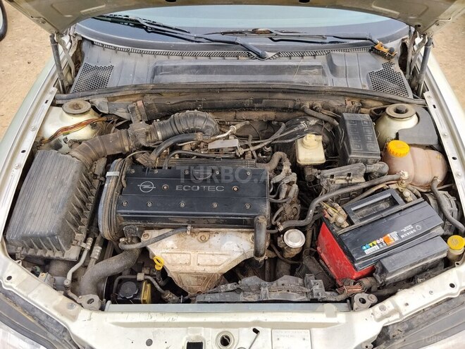 Opel Vectra 1997, 400,000 km - 1.8 l - Qazax