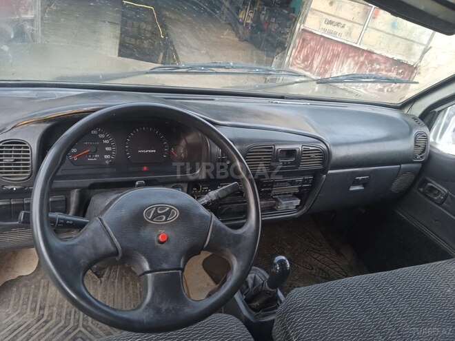 Hyundai H 100 1998, 697,234 km - 2.2 l - Bərdə