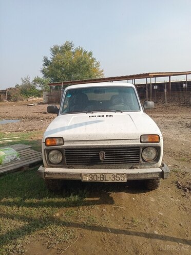 LADA (VAZ) Niva 2002, 999,999 km - 1.7 l - Saatlı
