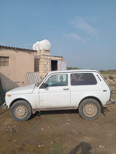 LADA (VAZ) Niva 2002, 999,999 km - 1.7 l - Saatlı