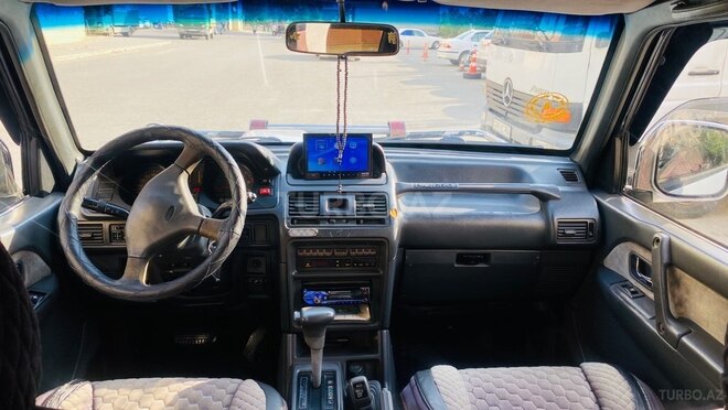Mitsubishi Pajero 1993, 500,000 km - 2.8 л - Bakı