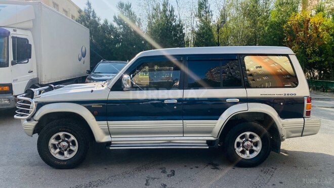 Mitsubishi Pajero 1993, 500,000 km - 2.8 л - Bakı