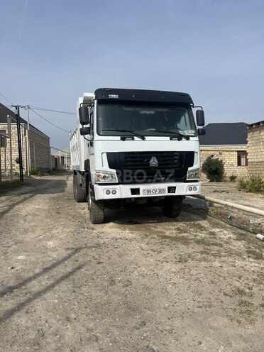HOWO Sinotruk 2012, 270,000 km - 9.5 l - Gəncə