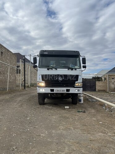 HOWO Sinotruk 2012, 270,000 km - 9.5 l - Gəncə