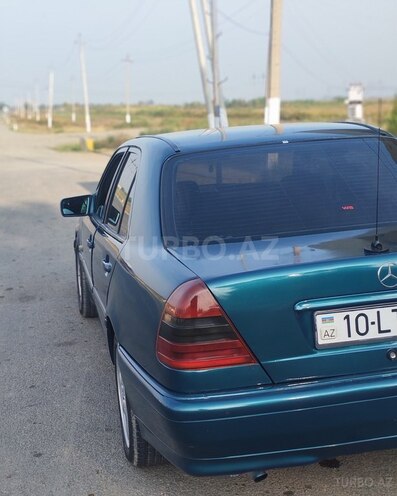 Mercedes C 220 1998, 236,963 km - 2.2 л - Goranboy