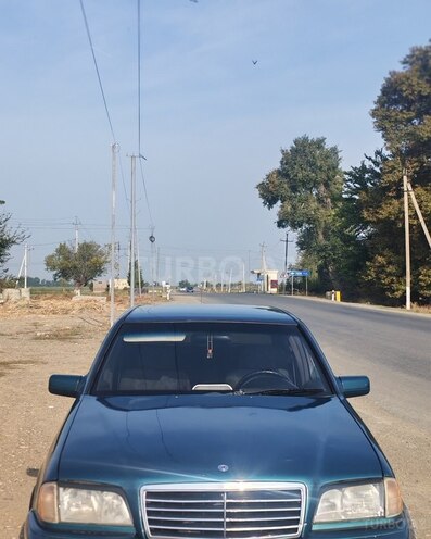 Mercedes C 220 1998, 236,963 km - 2.2 л - Goranboy