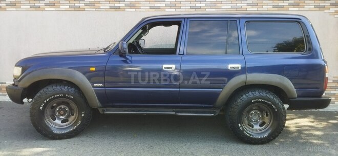 Toyota Land Cruiser 1991, 500,000 km - 4.2 l - Zaqatala