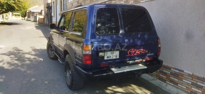 Toyota Land Cruiser 1991, 500,000 km - 4.2 l - Zaqatala