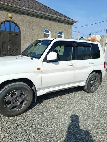 Mitsubishi Pajero io 2000, 409,000 km - 1.8 l - Bərdə
