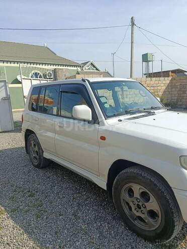 Mitsubishi Pajero io 2000, 409,000 km - 1.8 l - Bərdə
