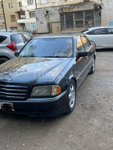 Mercedes C 240 1999, 154,510 km - 2.4 l - Bakı